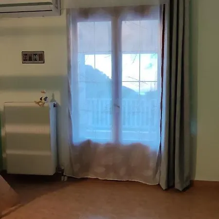 בית הארחה Guestroom Happynest No.3 Melíssia