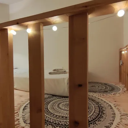 Guestroom Happynest No.3 בית הארחה *